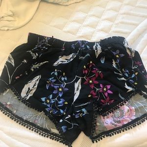 Express flowery shorts